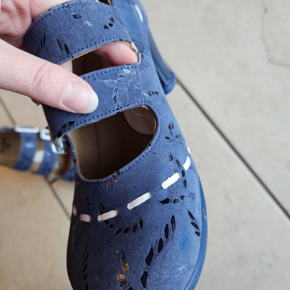 John Fluevog Limited Edition Blue Cavalieri With Birds - Picture 13 of 13